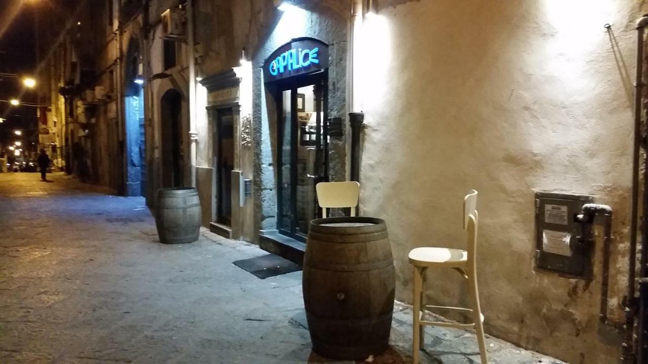Ai Baretti B&B Napels Buitenkant foto