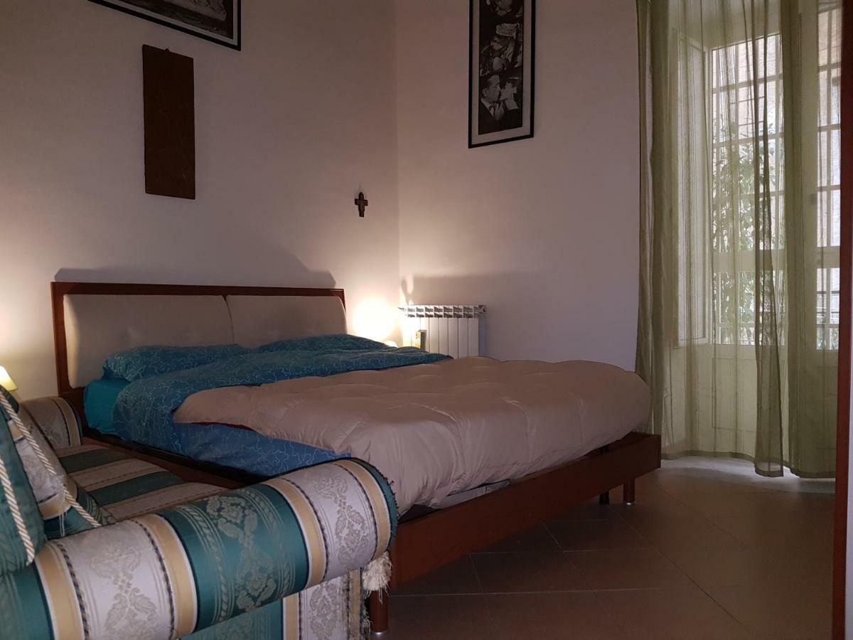 Ai Baretti B&B Napels Buitenkant foto