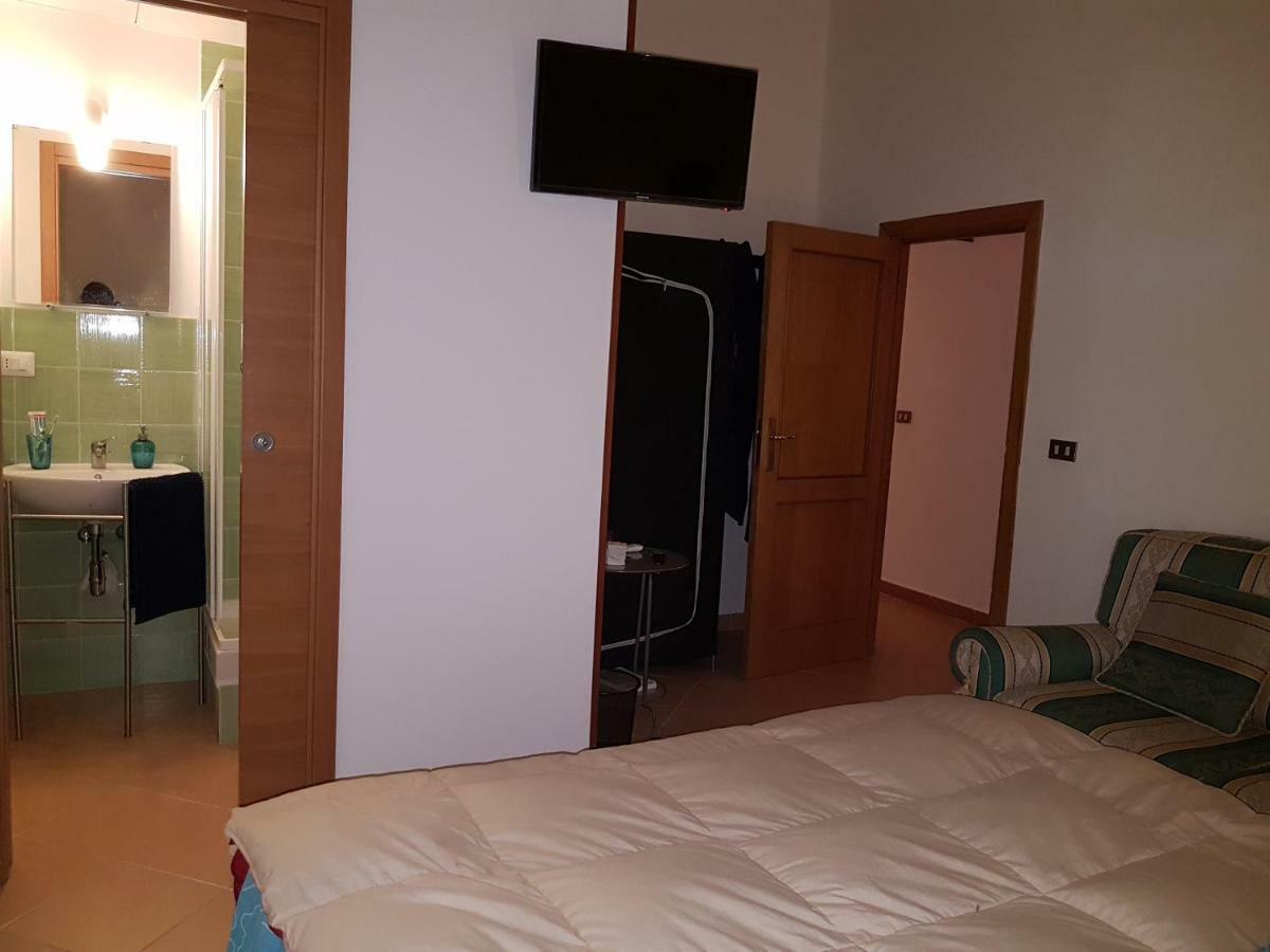 Ai Baretti B&B Napels Buitenkant foto