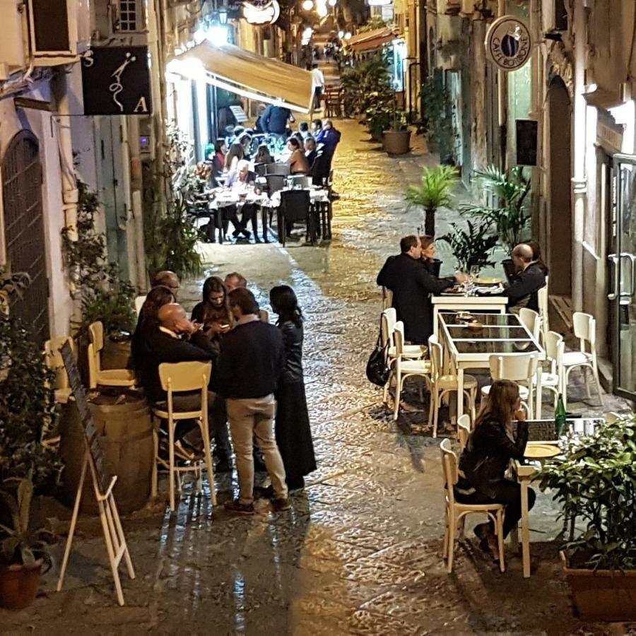 Ai Baretti B&B Napels Buitenkant foto